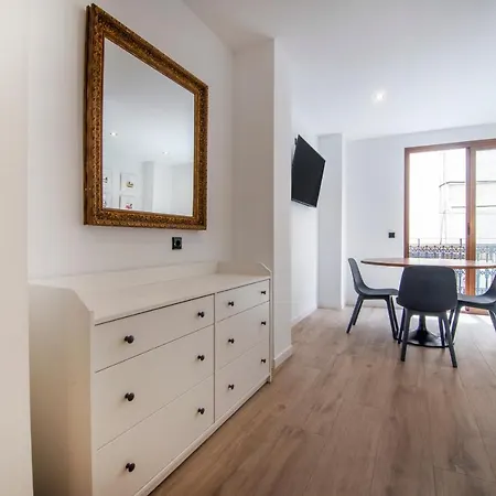 Vlc Host- Eixarchs Apartman *