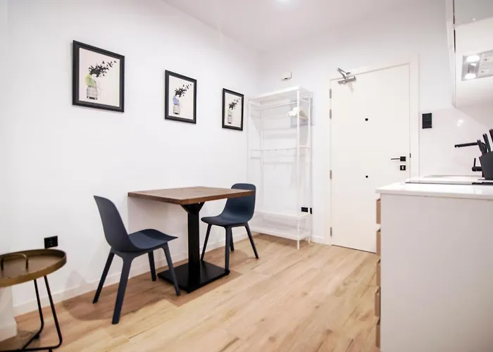 Vlc Host- Eixarchs Appartement