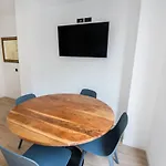 Vlc Host- Eixarchs Apartamento *